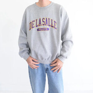 VTG Gildan  Delasalle Pilots Embroidered Purple Gray Collegiate Crewneck Sweater